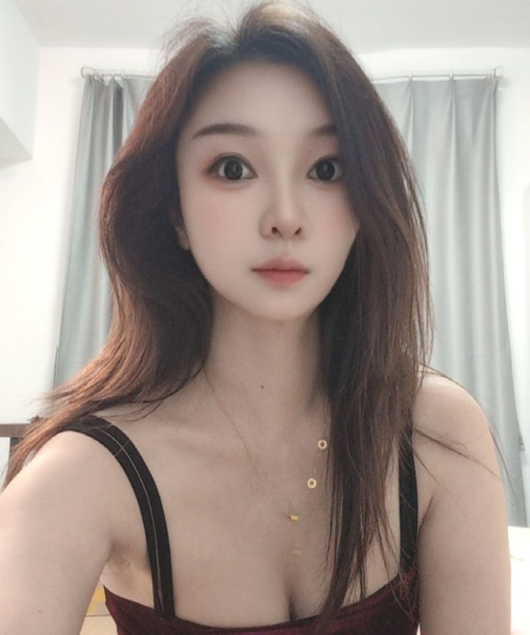 大理白族少妇妮妮