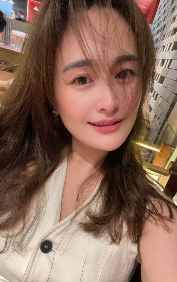 朝阳唯美小娇妻大美肥臀