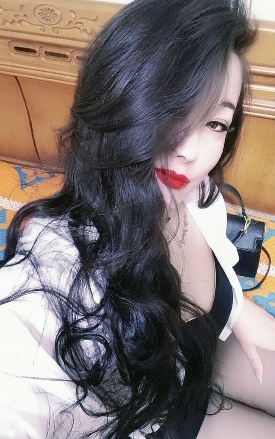 洪山大胸熟女老师