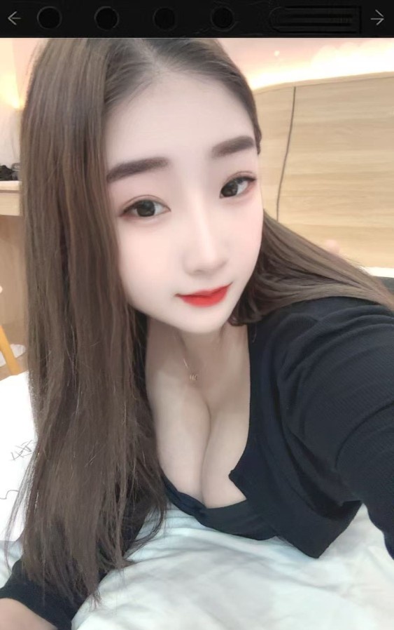 大奶美美