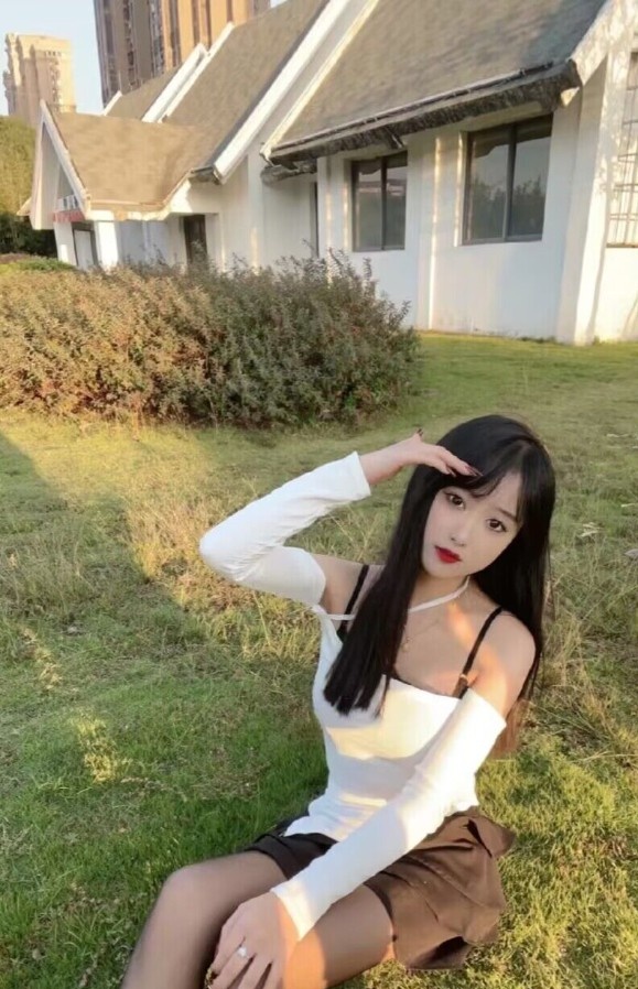 西湖三墩性感小姐姐小宝