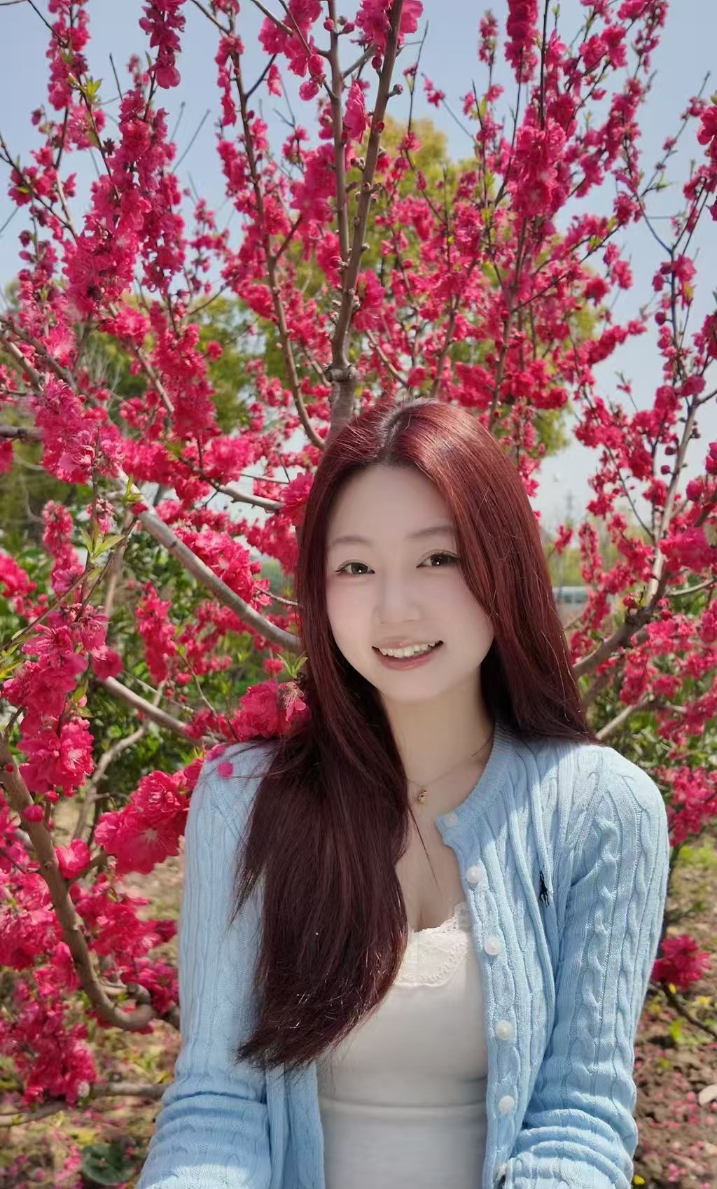 丰满白嫩箐箐