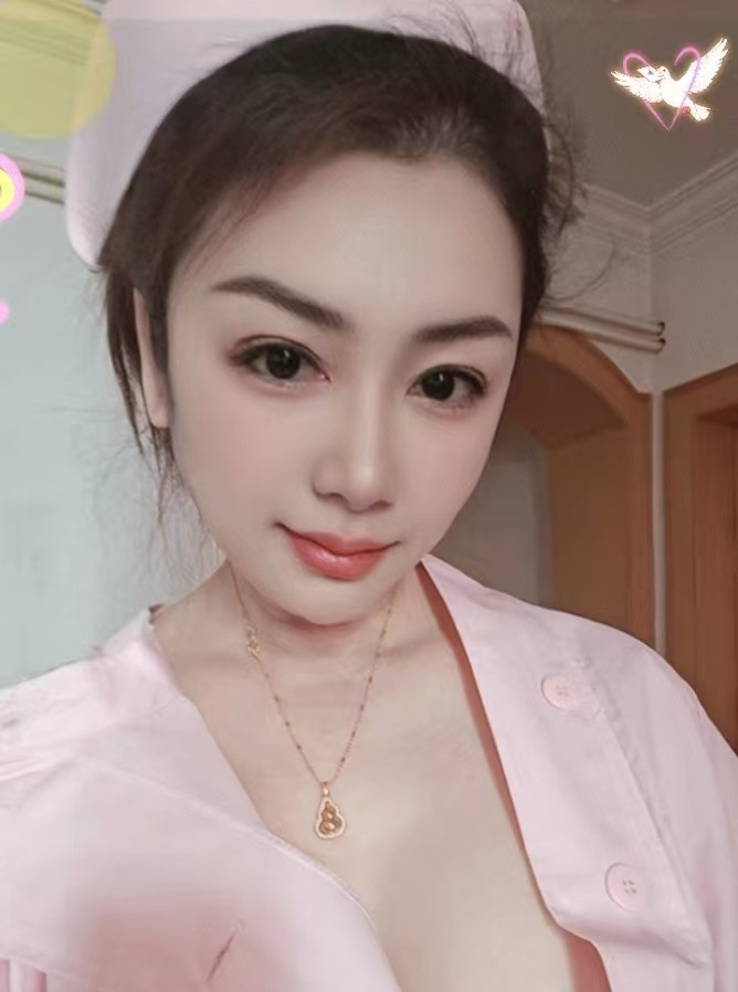 服装店兼职妹子