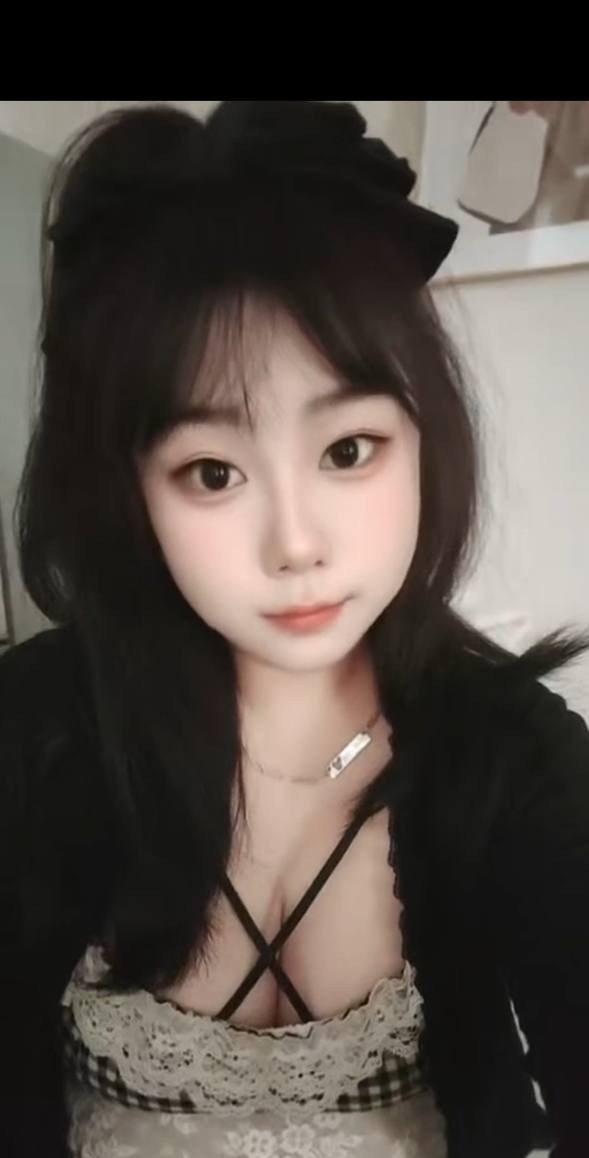 闵行巨乳初次下海