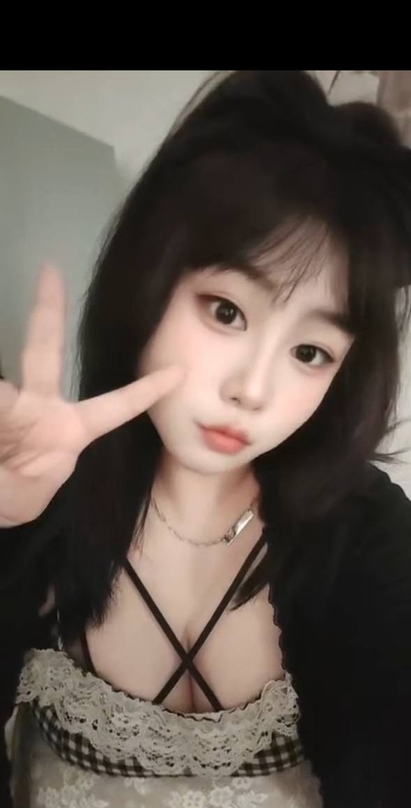 闵行巨乳初次下海