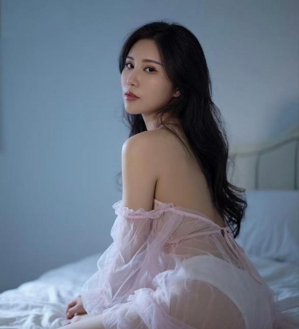 旗袍美女米朵