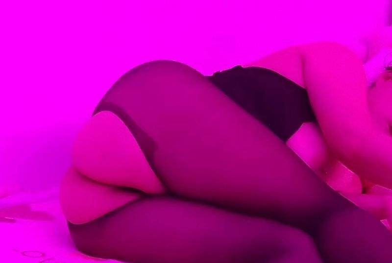 福田巨乳轻熟女榨汁机