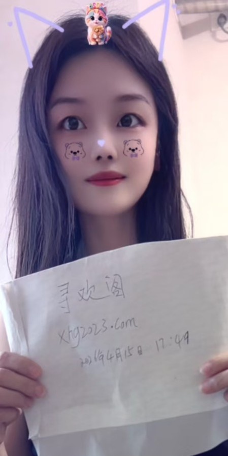 甜美少妇
