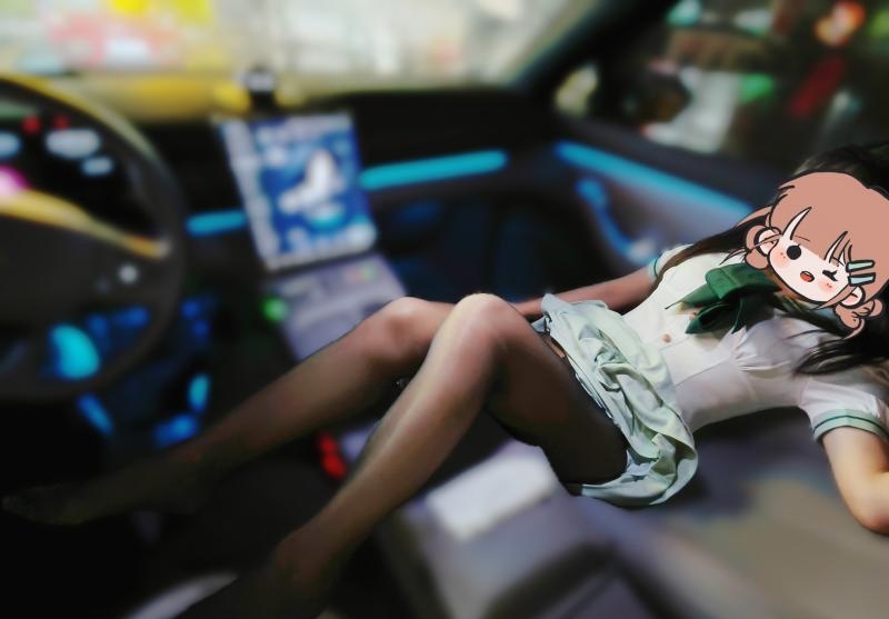 户外女友朵朵酱
