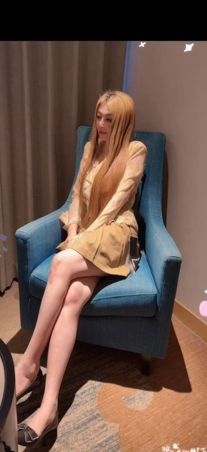 美乳少妇