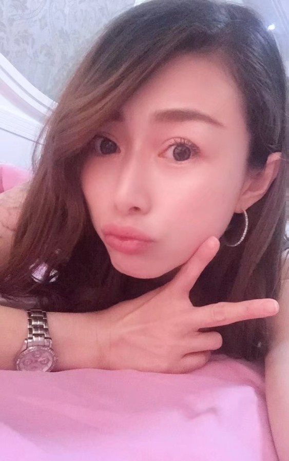 短发御姐口活飞起