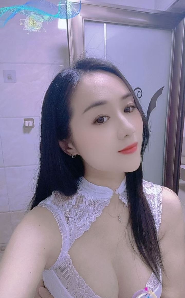 滕王阁颜值少妇