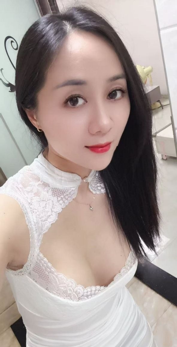 滕王阁颜值少妇