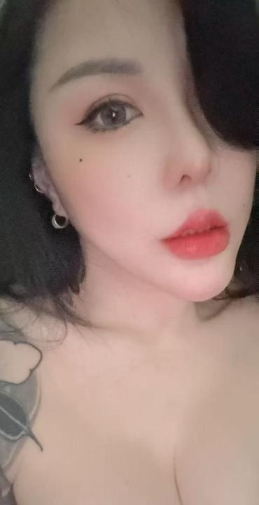 栖霞巨乳肥臀