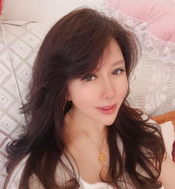 三亚凤楼丽丽