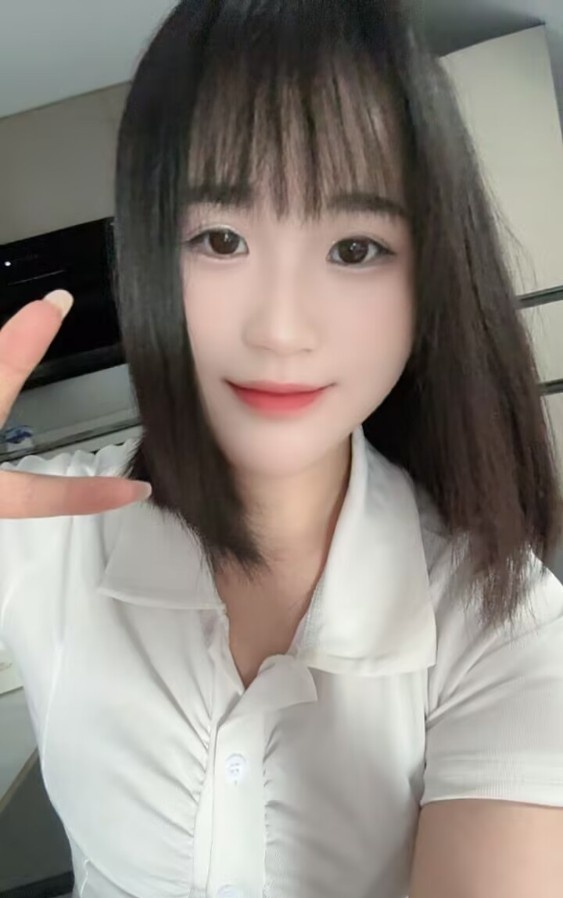 镇海性感大胸妹