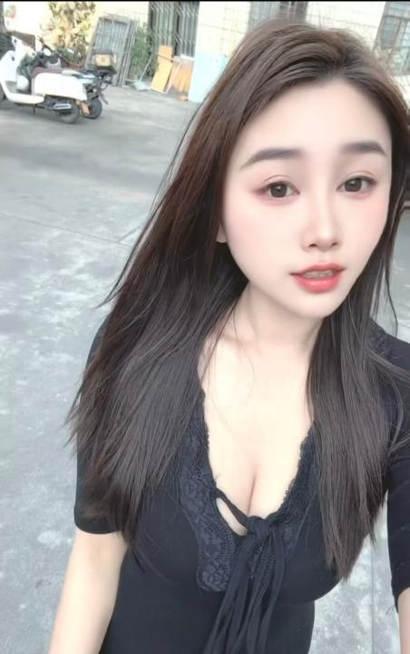 大胸婷婷