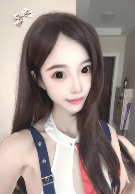 白皙长腿MM
