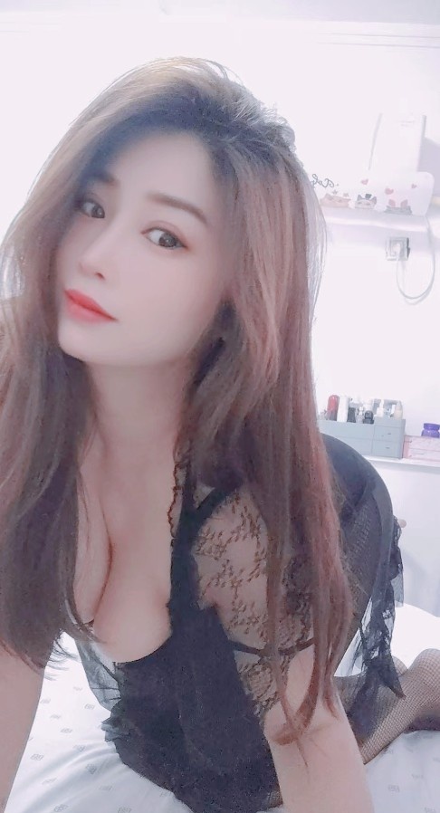 性格好骚浪大奶少妇