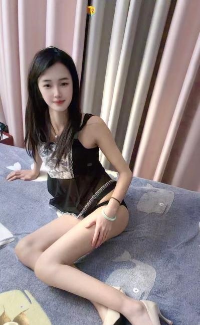 三通嫩妹悠悠