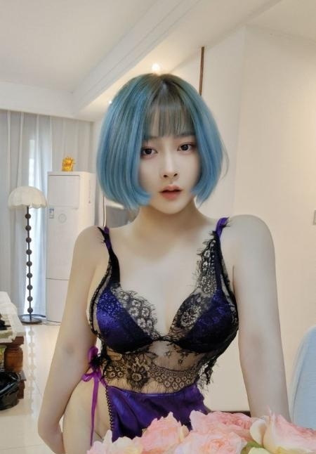 风骚制服诱惑骚少妇