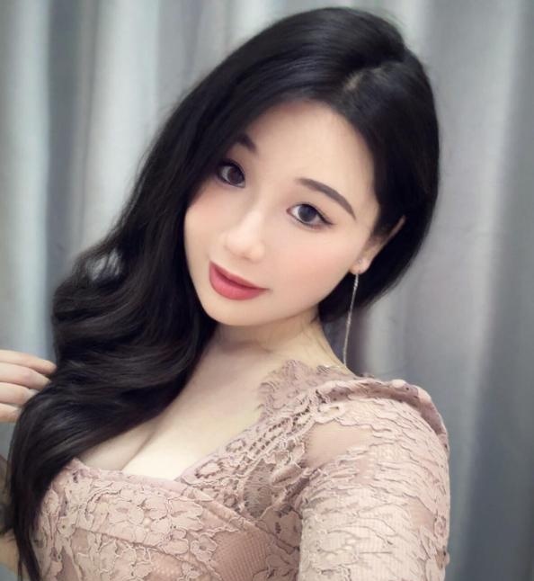 cbd翘臀大奶柚子