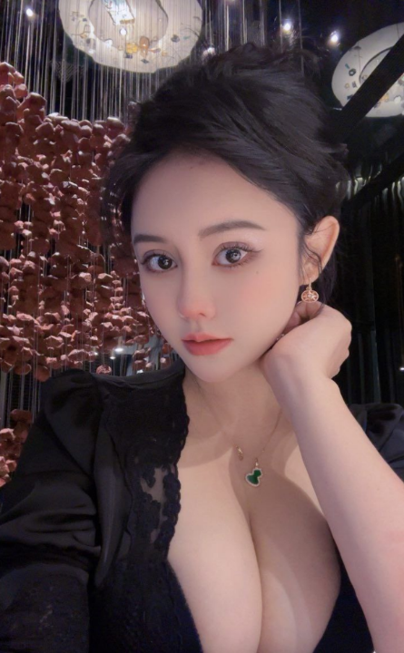 广州大E斯斯