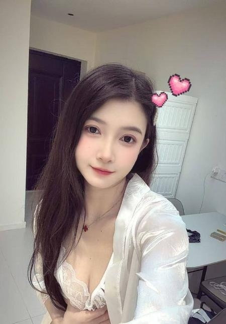 情趣制服诱惑小云朵