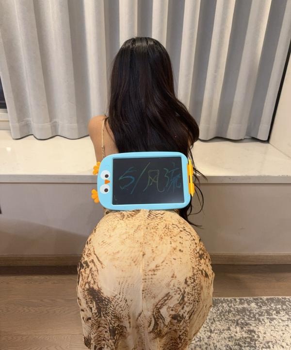 爱运动的蜜桃臀小妖精