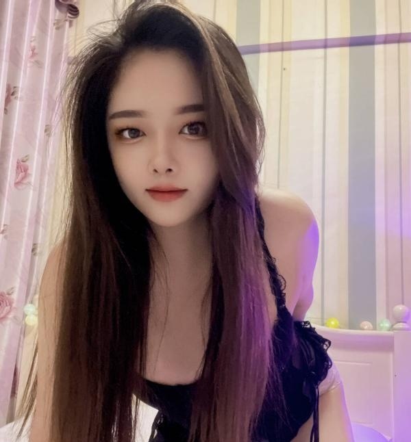 二刷性感小穴风骚妹纸