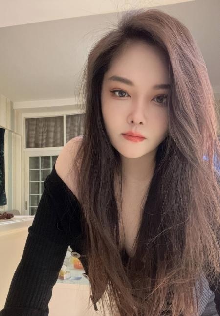 二刷性感小穴风骚妹纸