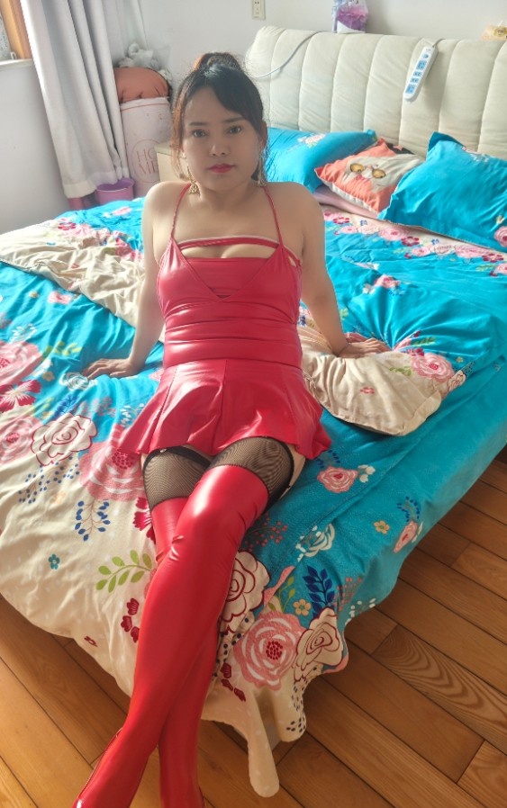 开发区红衣骚妇
