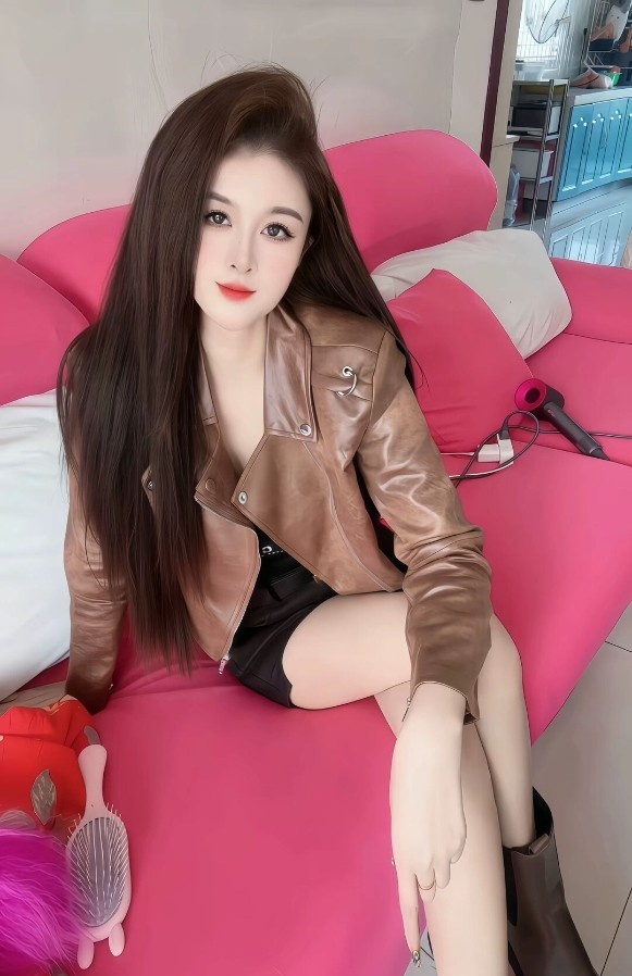 性感美女小莫
