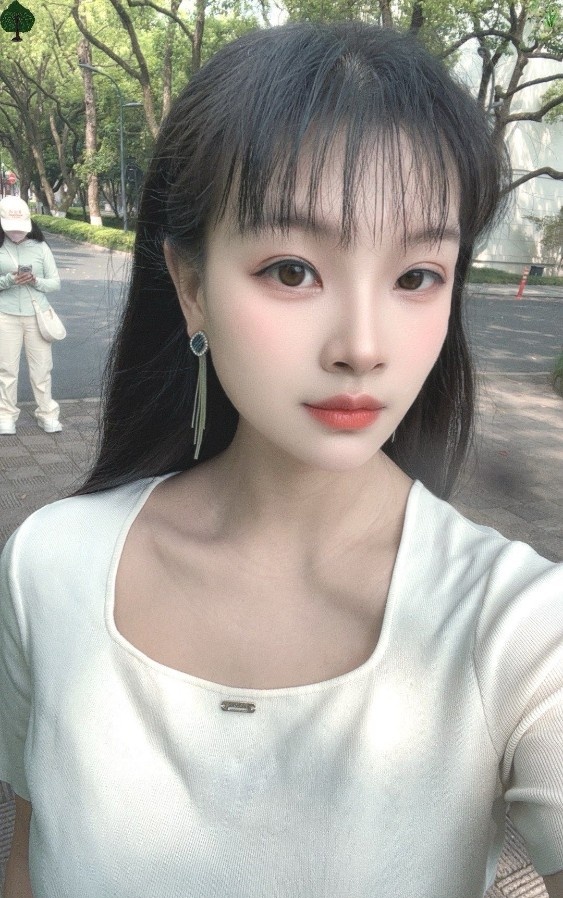 敏感辣妹床上很骚