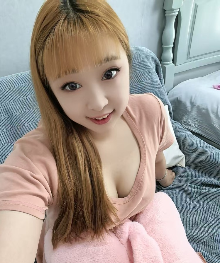 津南巨乳小姐姐