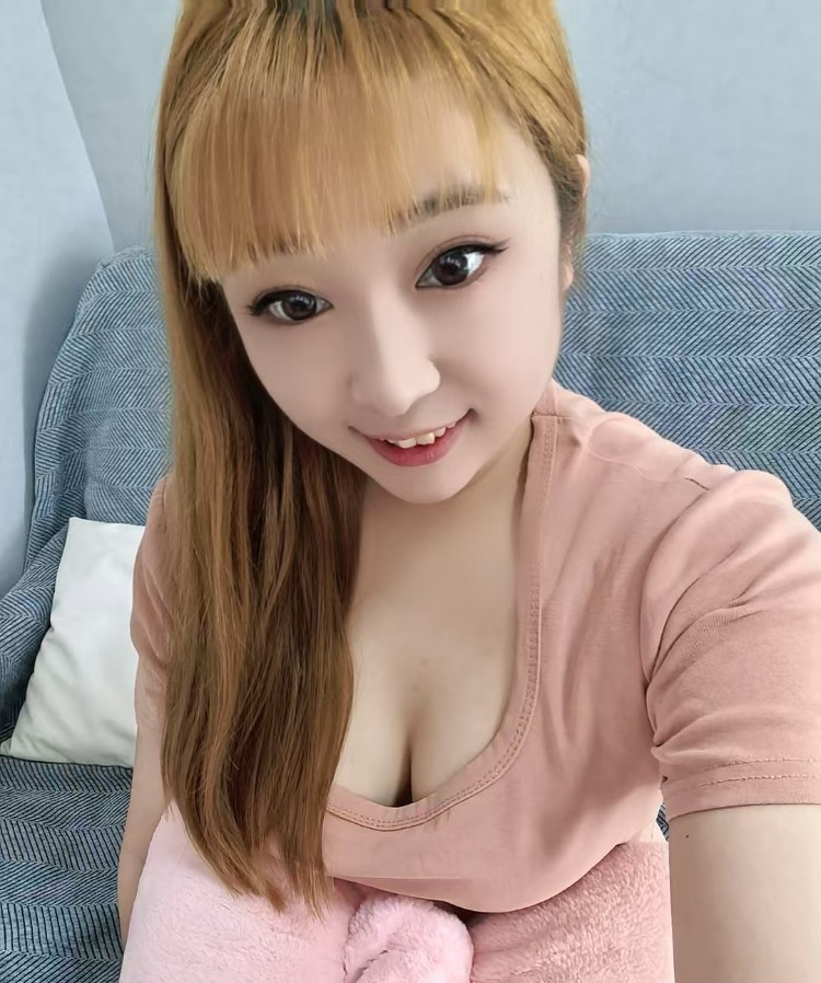 津南巨乳小姐姐