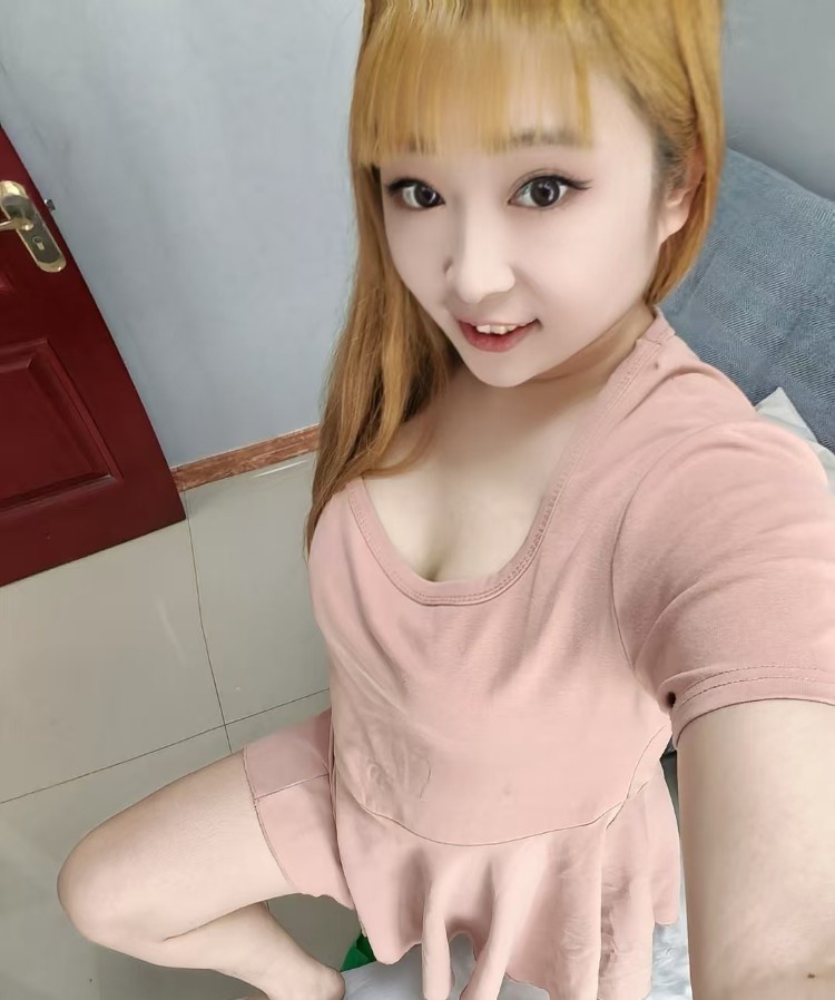 津南巨乳小姐姐