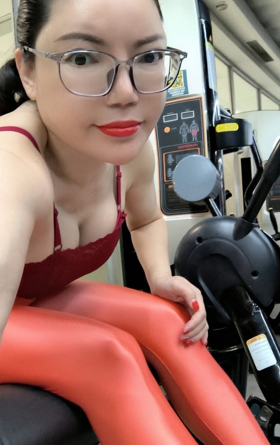 南宁莞式少妇晶晶