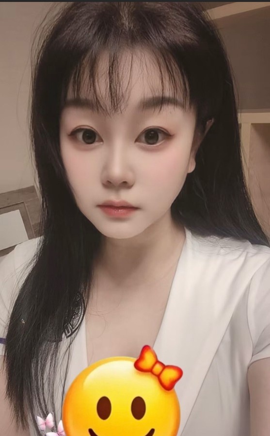 巨乳甜甜