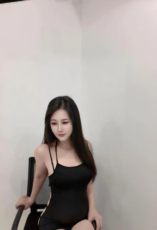 后入萧山翘臀少妇