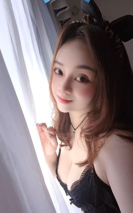 兼职花店白嫩少妇