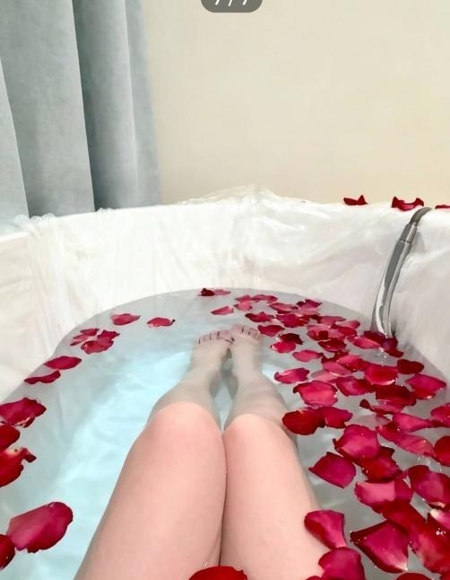 梦瑶的AV泡泡浴
