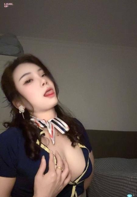 南山风韵少妇慕容