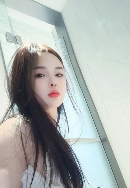 性感动人小少妇