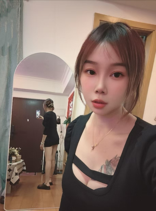角色扮演长腿晓晓
