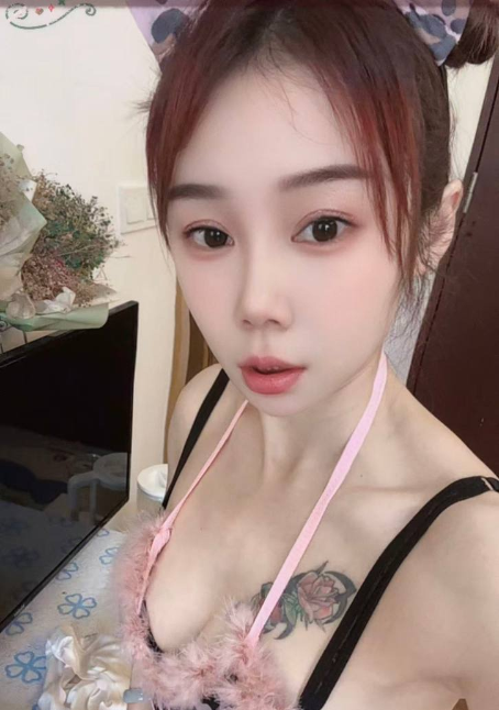 角色扮演长腿晓晓