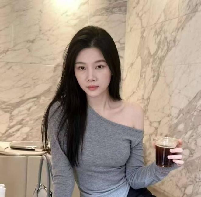 服务极好骚货花花