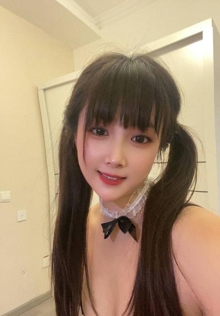 武侯双马尾少女晓晓