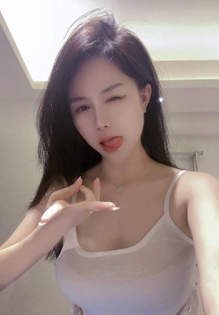 民治大胸骚妹可可