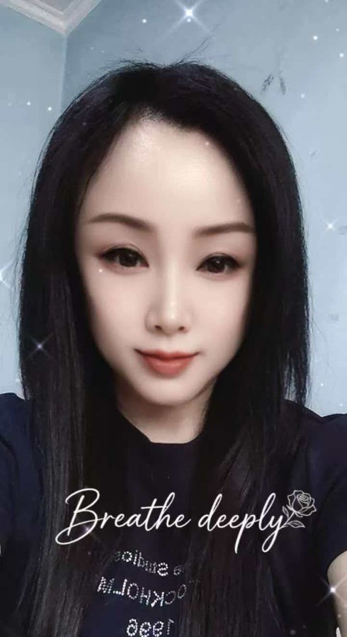 妩媚动人少妇
